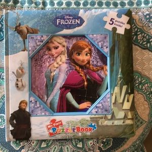 Disney Frozen Puzzle Book